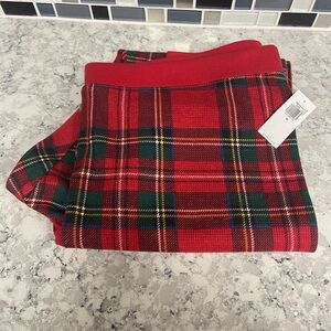 Old Navy Red, Green and Black Plaid Thermal Pajama Pants (XL).